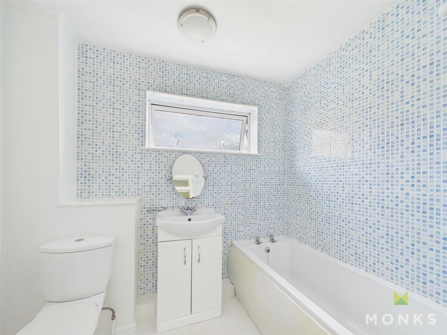 11 Chevin Close, Shrewsbury, SY1 3RJ For Sale